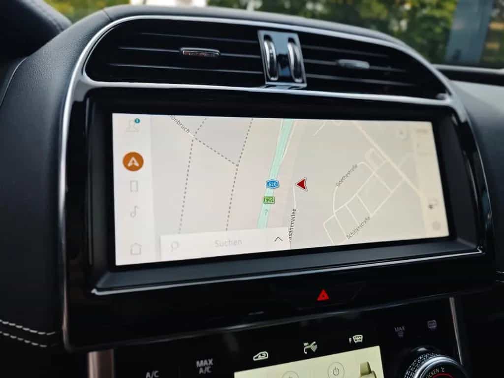Jaguar XE 2.0d R-DYNAMIC S*CARPLAY*NAVI*SHZ*VOLL-LED* 04/2021-photo-25
