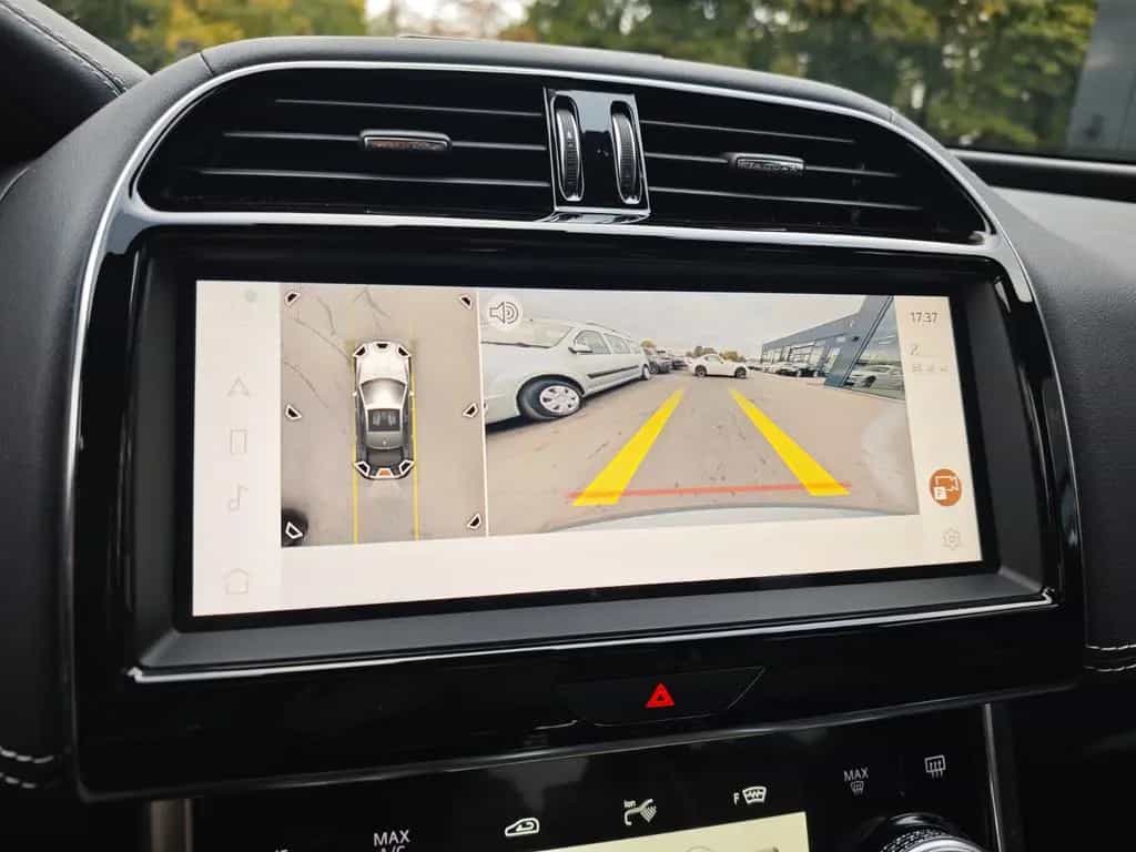 Jaguar XE 2.0d R-DYNAMIC S*CARPLAY*NAVI*SHZ*VOLL-LED* 04/2021-photo-29