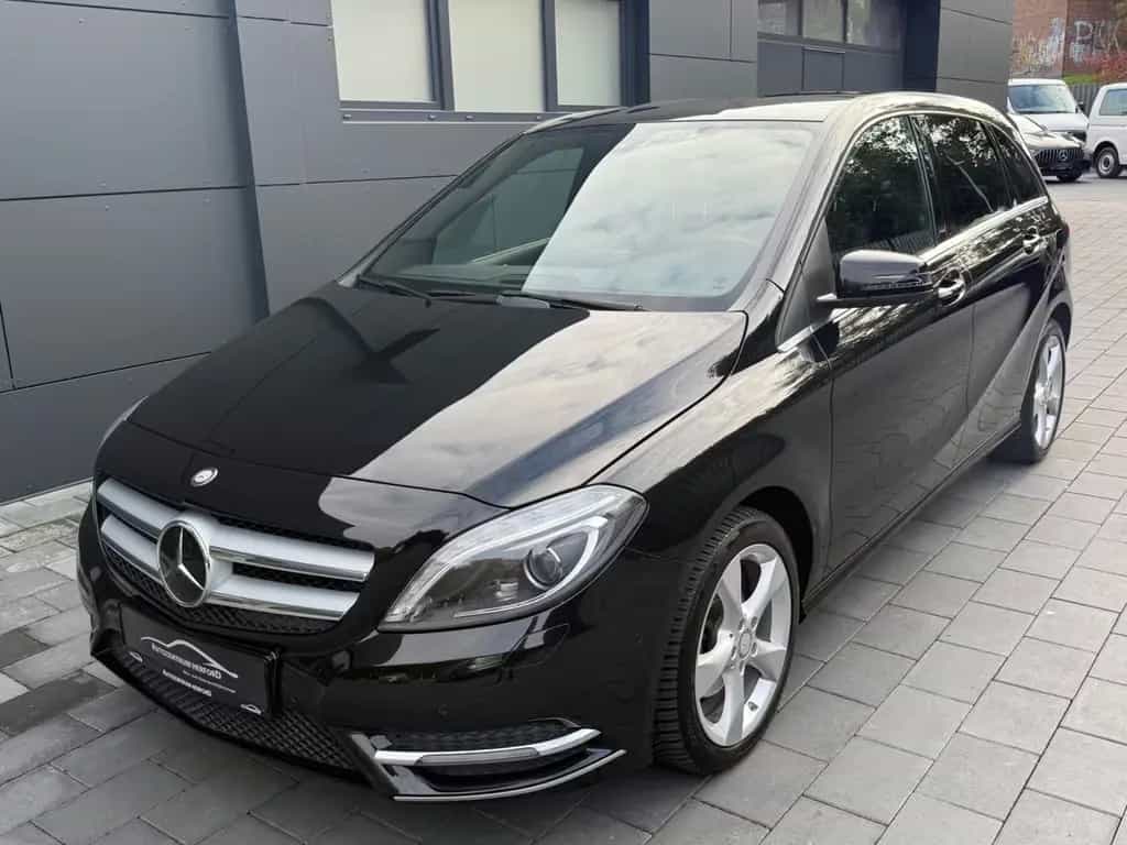 Mercedes-Benz B-Class 180 Automatik Navi Klima LED AHK 08/2014-photo-0