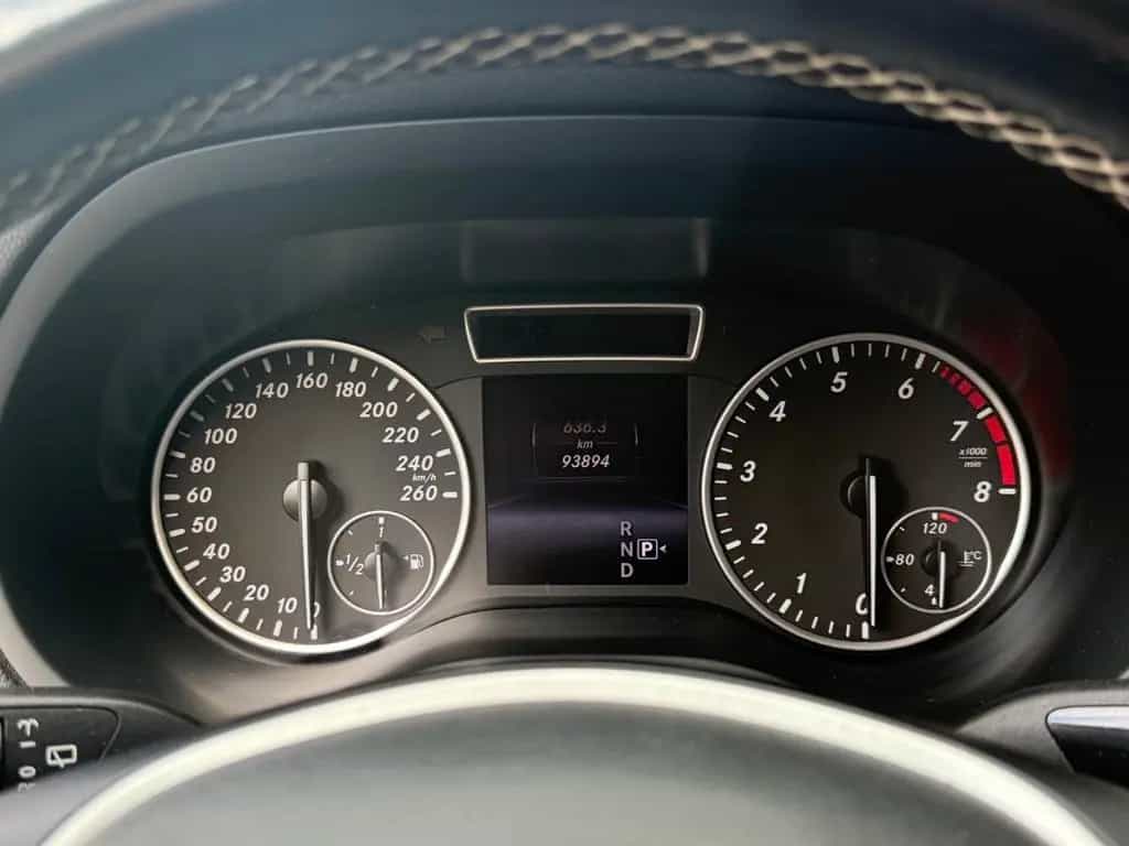 Mercedes-Benz B-Class 180 Automatik Navi Klima LED AHK 08/2014-photo-21