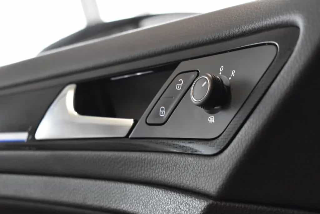 Volkswagen Golf VII R DSG Akrapovic 19 Pretoria Virtual Coc 08/2019-photo-21