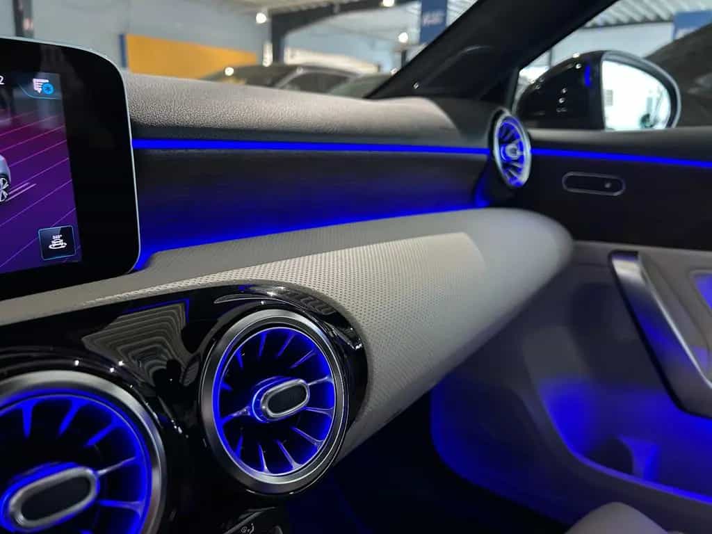 Mercedes-Benz A-Class 220/PANO/LEDER/GARANTIE/ALU/KAMERA/LED/AHK/ 02/2019-photo-17