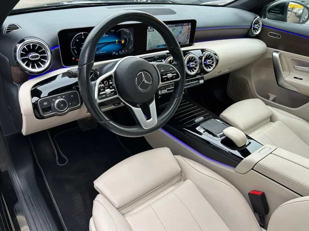Mercedes-Benz A-Class 220/PANO/LEDER/GARANTIE/ALU/KAMERA/LED/AHK/ 02/2019-photo-18