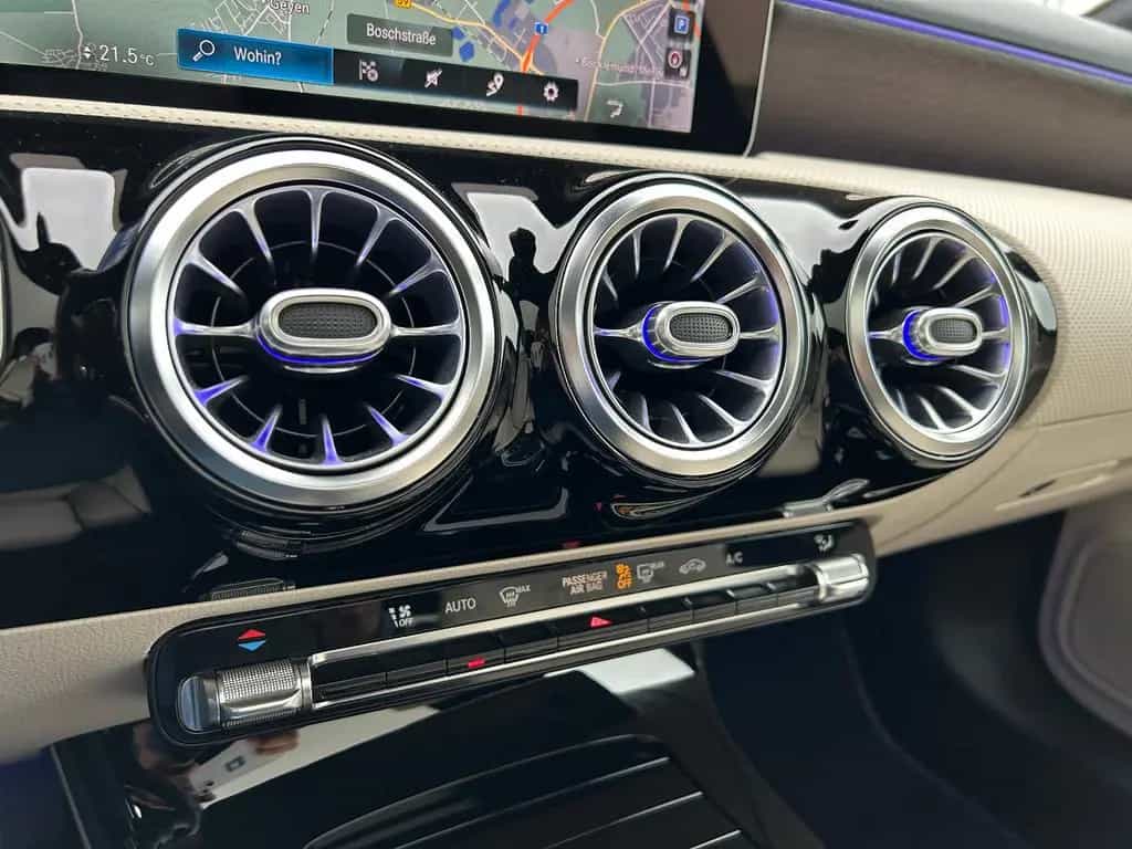 Mercedes-Benz A-Class 220/PANO/LEDER/GARANTIE/ALU/KAMERA/LED/AHK/ 02/2019-photo-21