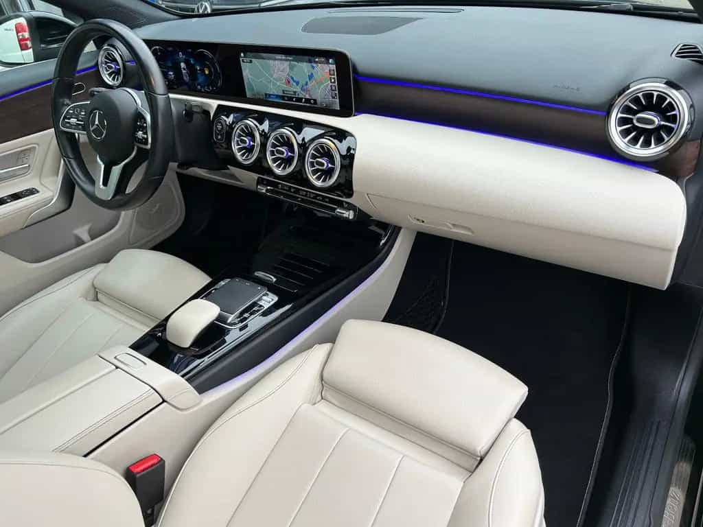 Mercedes-Benz A-Class 220/PANO/LEDER/GARANTIE/ALU/KAMERA/LED/AHK/ 02/2019-photo-24