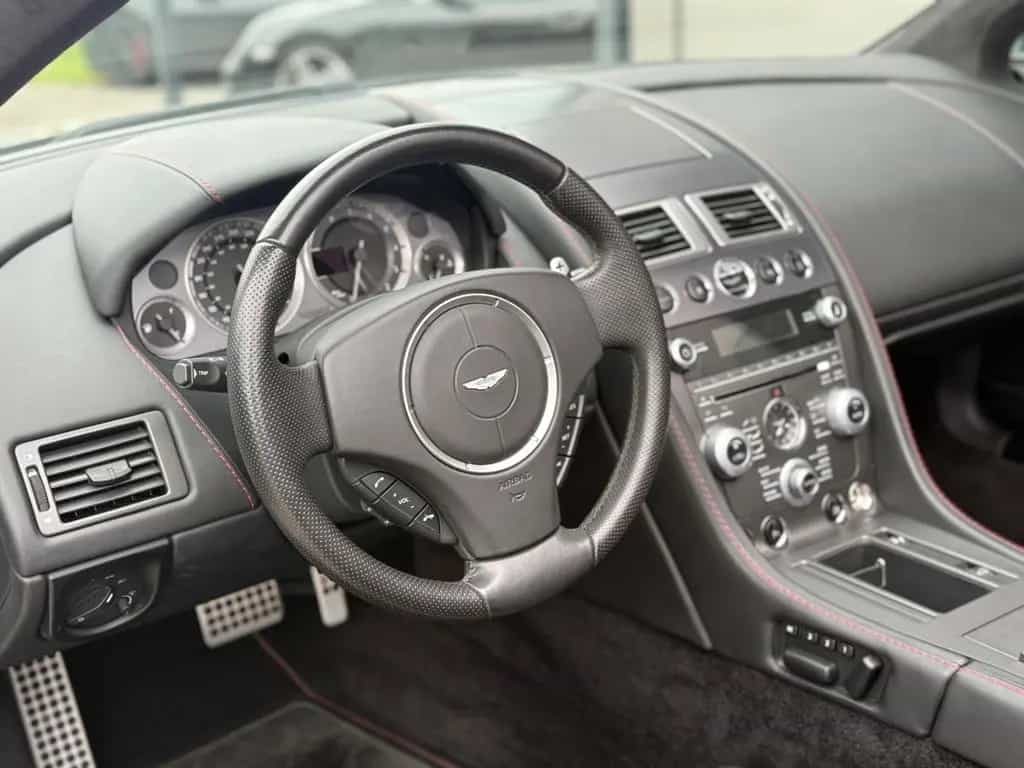 Aston Martin V8 Vantage Roadster 4.7l SPORTSHIFT SPORTABGAS 08/2011-photo-15