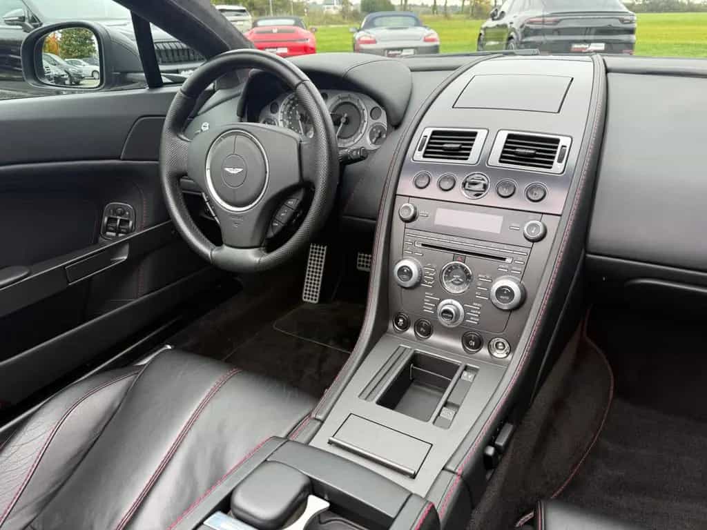 Aston Martin V8 Vantage Roadster 4.7l SPORTSHIFT SPORTABGAS 08/2011-photo-17