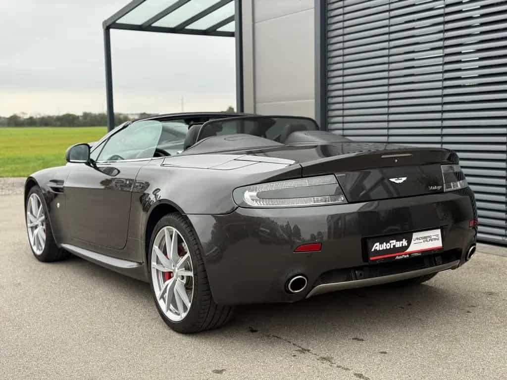 Aston Martin V8 Vantage Roadster 4.7l SPORTSHIFT SPORTABGAS 08/2011-photo-7