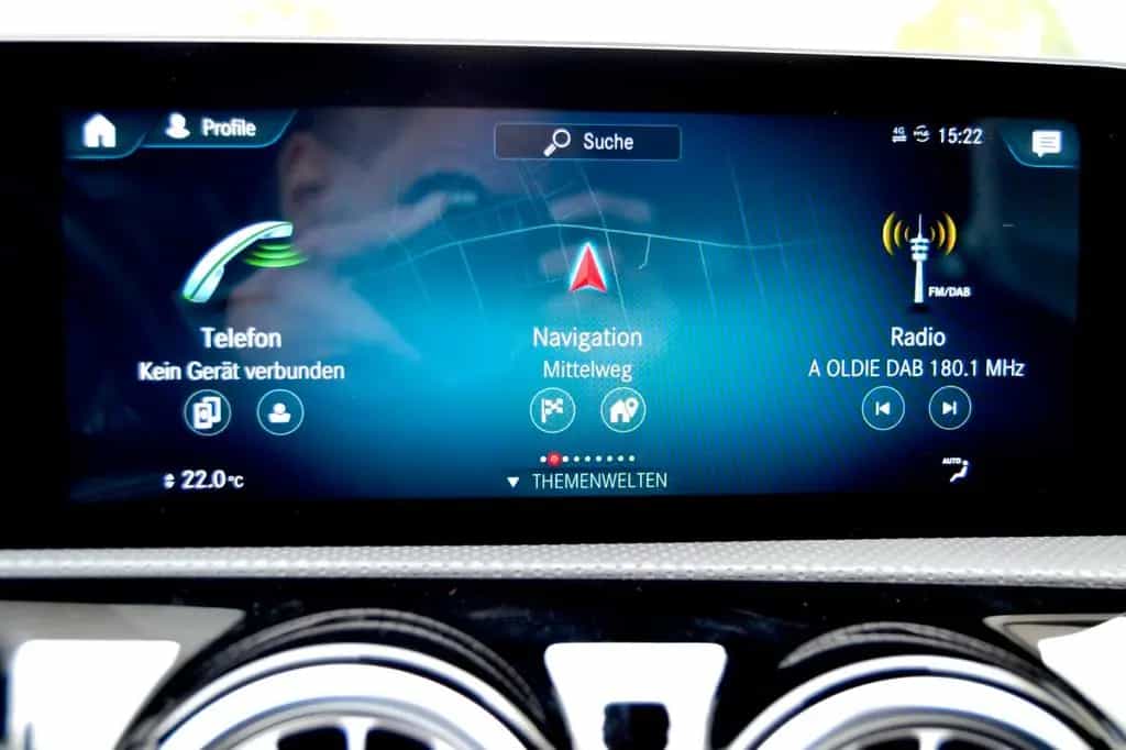 Mercedes-Benz A-Class 220 Edition 19 Automatik AutoAC Navi Park-Ass 02/2020-photo-15