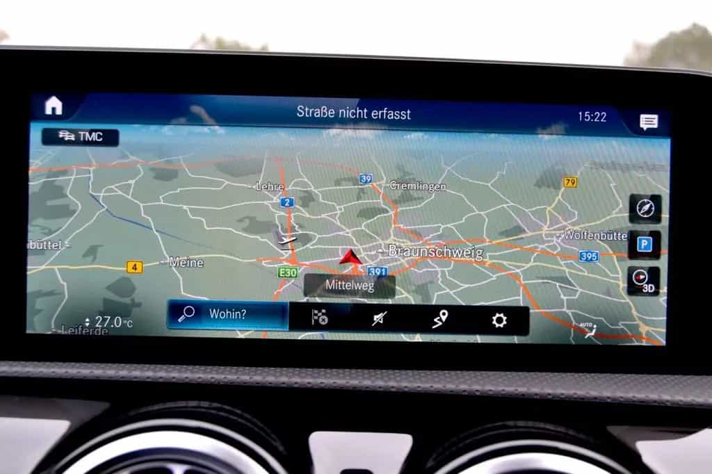 Mercedes-Benz A-Class 220 Edition 19 Automatik AutoAC Navi Park-Ass 02/2020-photo-16