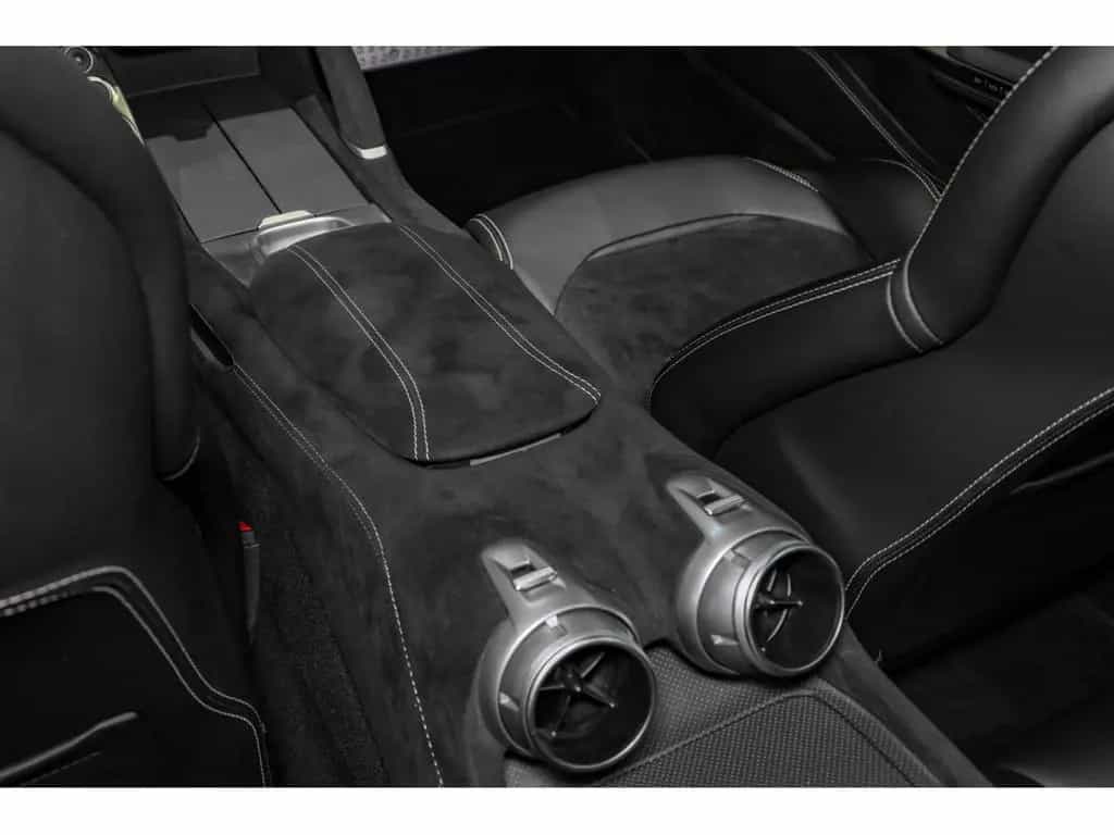 Ferrari GTC4Lusso V8 - NERO DAYTONA 05/2018-photo-23