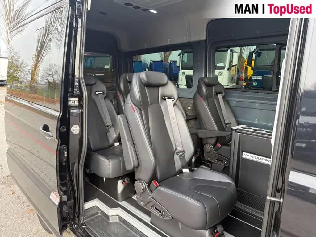 MAN TGE 3.180 4X2F,VIP-Kombi,El.Schiebetüren,AHK 05/2024-photo-15