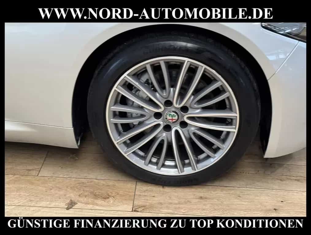 Alfa Romeo Giulia 2.2 JTDM LUSSO TI *PANO*LEDER*ACC*UPE:56* 10/2021-photo-10