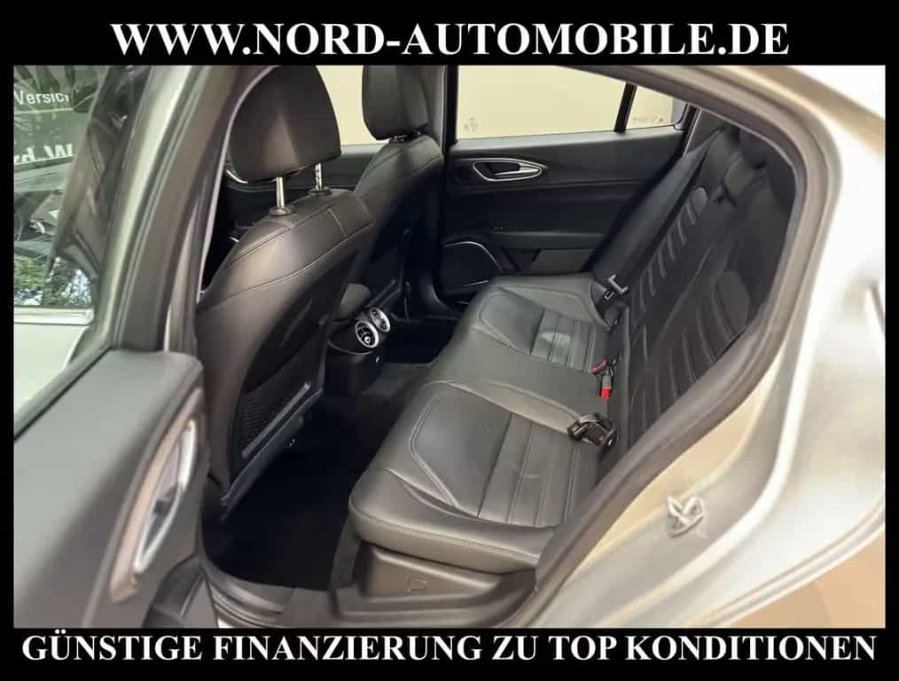 Alfa Romeo Giulia 2.2 JTDM LUSSO TI *PANO*LEDER*ACC*UPE:56* 10/2021-photo-13