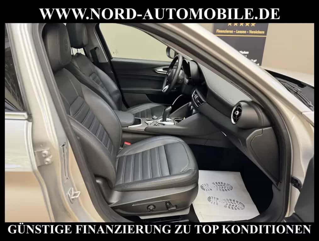 Alfa Romeo Giulia 2.2 JTDM LUSSO TI *PANO*LEDER*ACC*UPE:56* 10/2021-photo-15