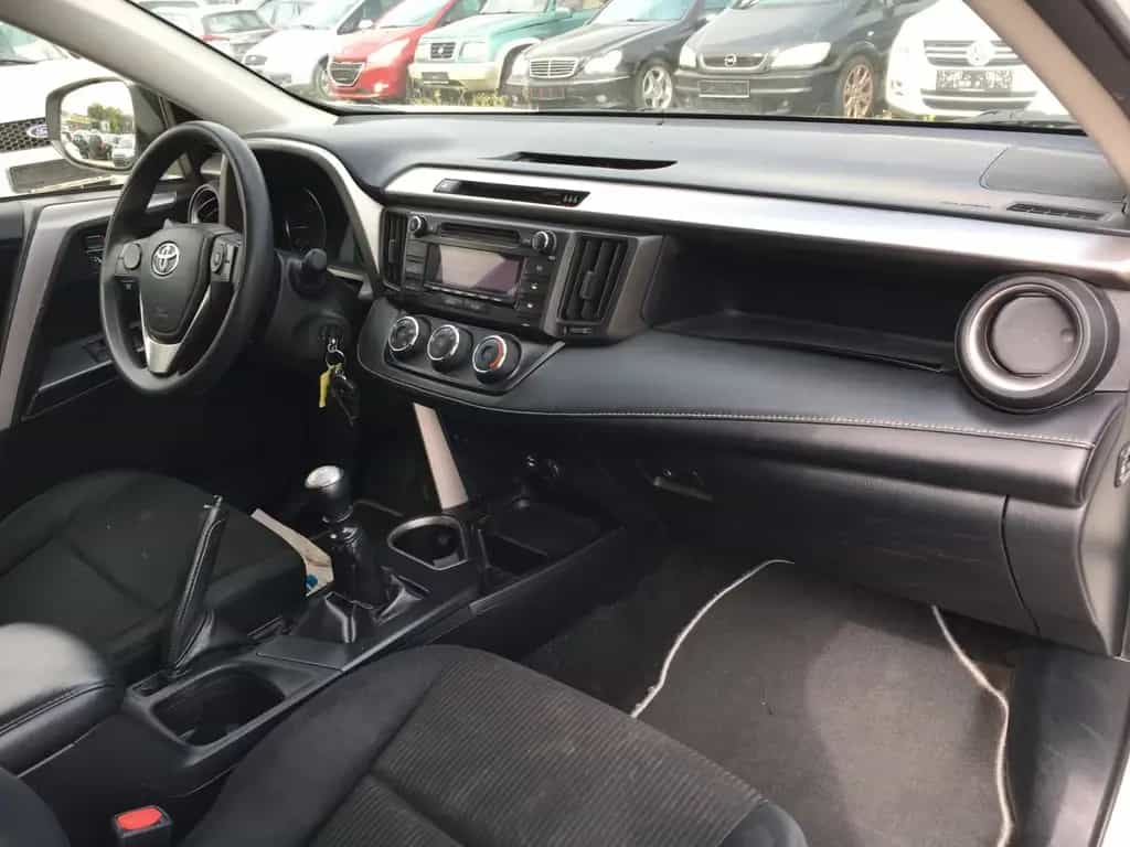 Toyota RAV 4 RAV4 Basis 2.0 KLIMA 4X4 12/2017-photo-3