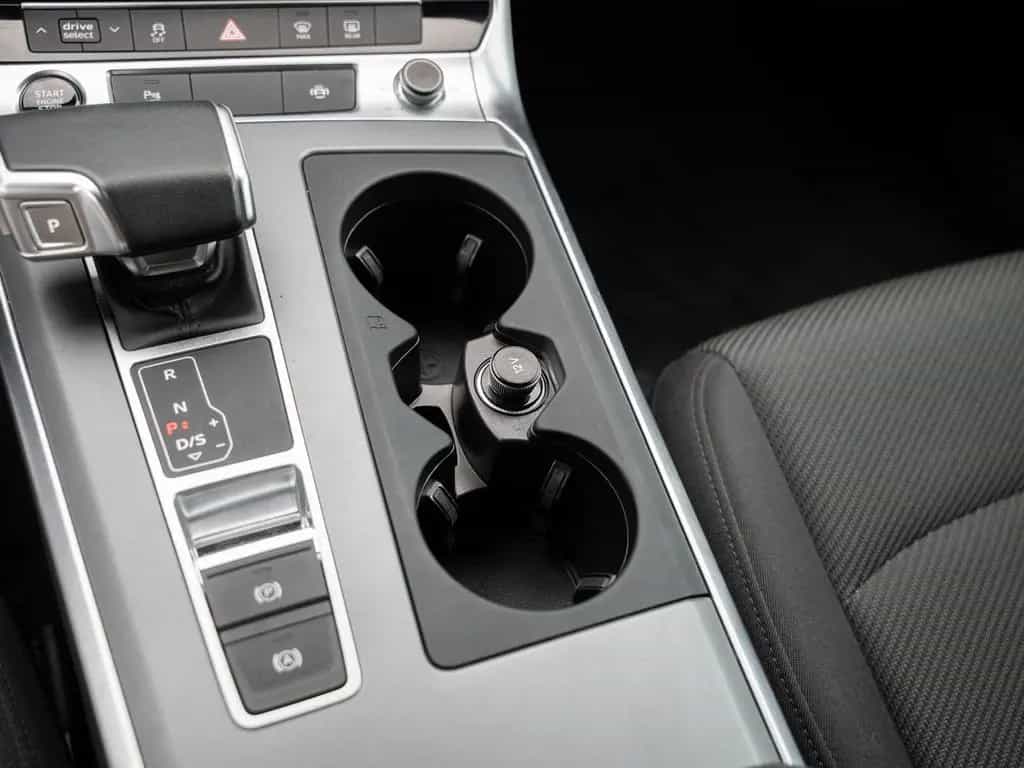 Audi A6 40 TDI Business-Pak. ACC MMI DSP SHZ Privacy 06/2023-photo-20