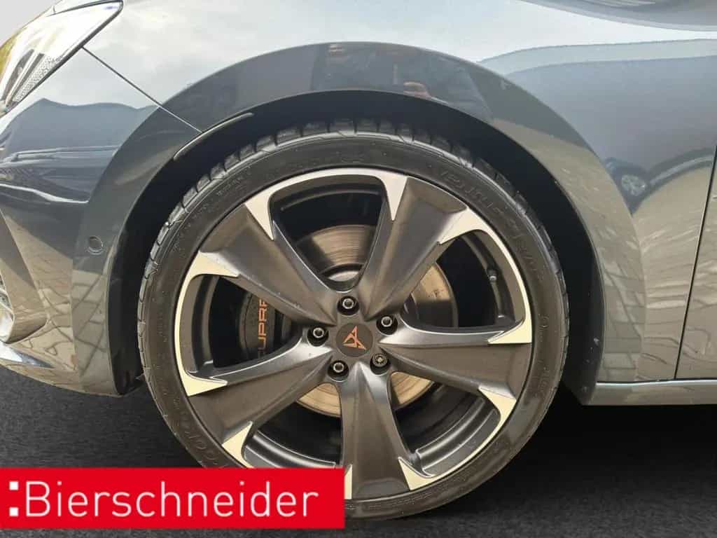 Cupra Leon SP 2.0 TSI DSG 4Dr AB279EUR VZ AHK PANO DCC 09/2023-photo-28