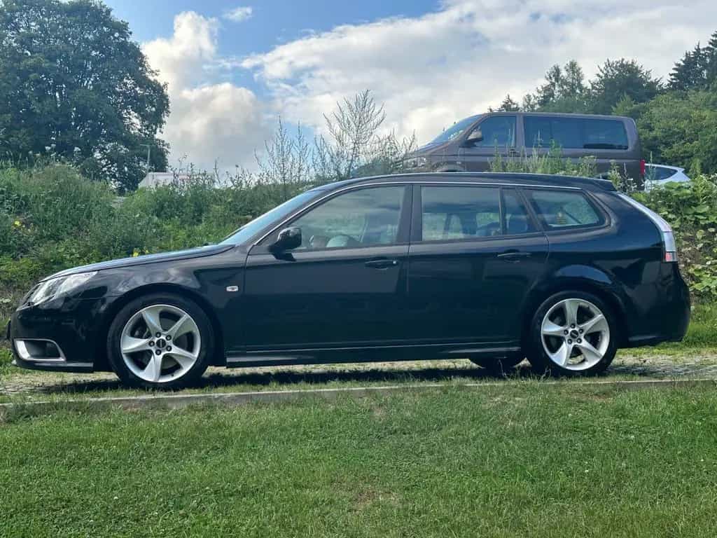 Saab 9-3 1.9 TTiD 132 kW Vector SportCombi TÜV neu 03/2011-photo-4
