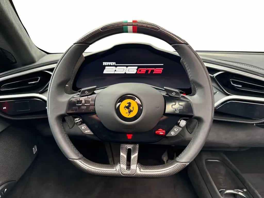 Ferrari 296 GTS *Embleme*Navi*PDC*Klima*Leder* 04/2025-photo-13