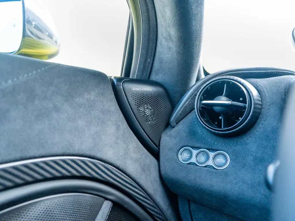 McLaren 750S Coupe Performance | Senna Seats | Carbon null-photo-25