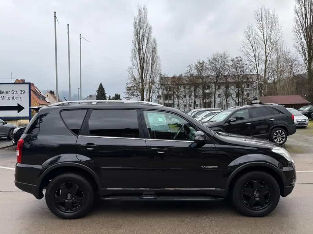 Ssangyong REXTON W 2.0 4WD/Leder/Navi/Standheizung/AHK2.6T 02/2015-photo-3