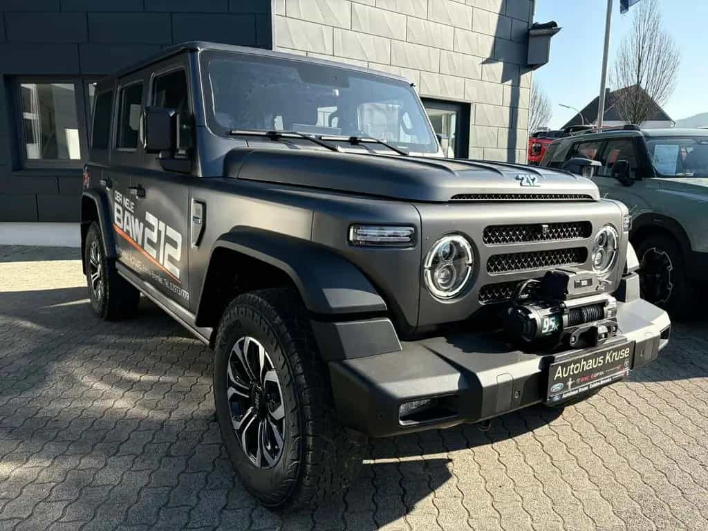 BAW 212 Offroader LED Seilwinde Leder 2.0 Automatik null-photo-1