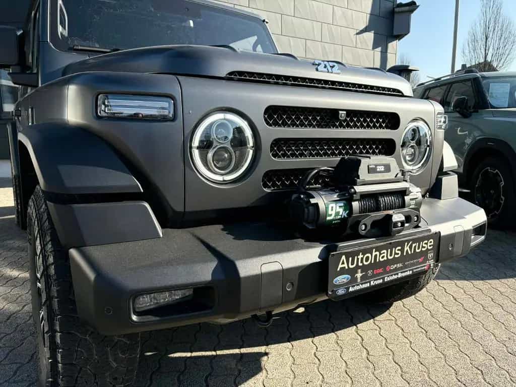 BAW 212 Offroader LED Seilwinde Leder 2.0 Automatik null-photo-23