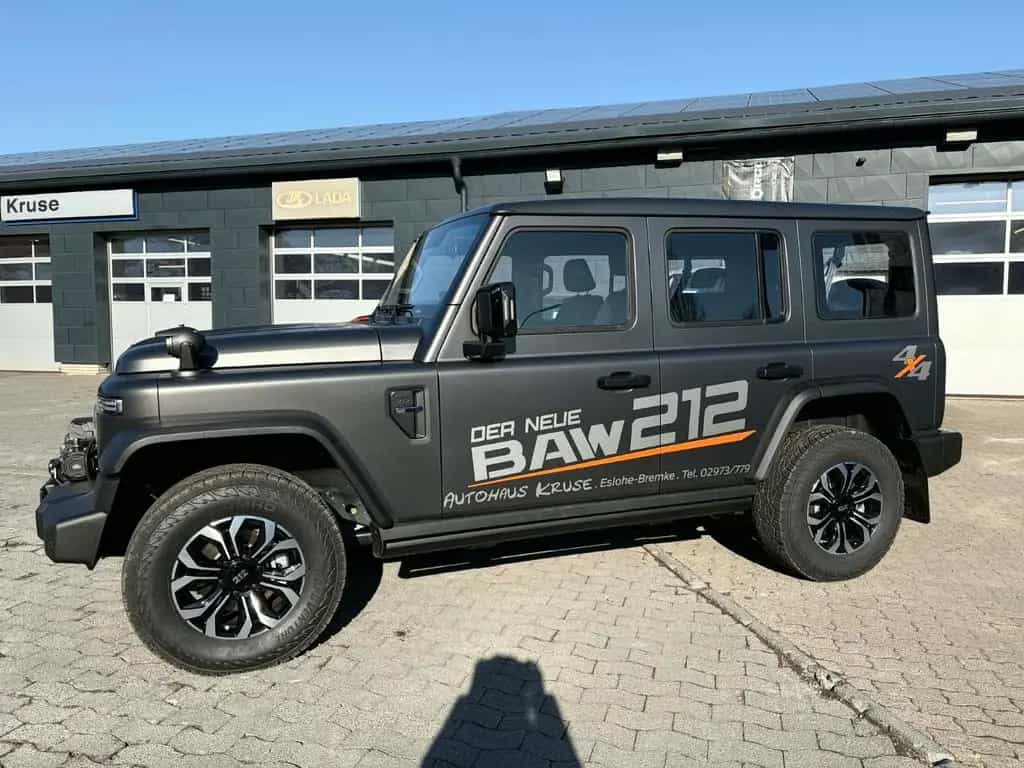 BAW 212 Offroader LED Seilwinde Leder 2.0 Automatik null-photo-24