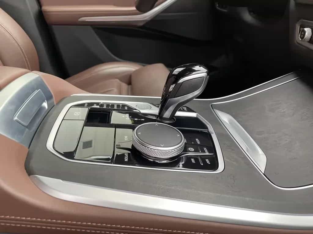 BMW X5 xDrive40i M SPORTPAKET AHK LASER HIFI MEMORY 06/2022-photo-12