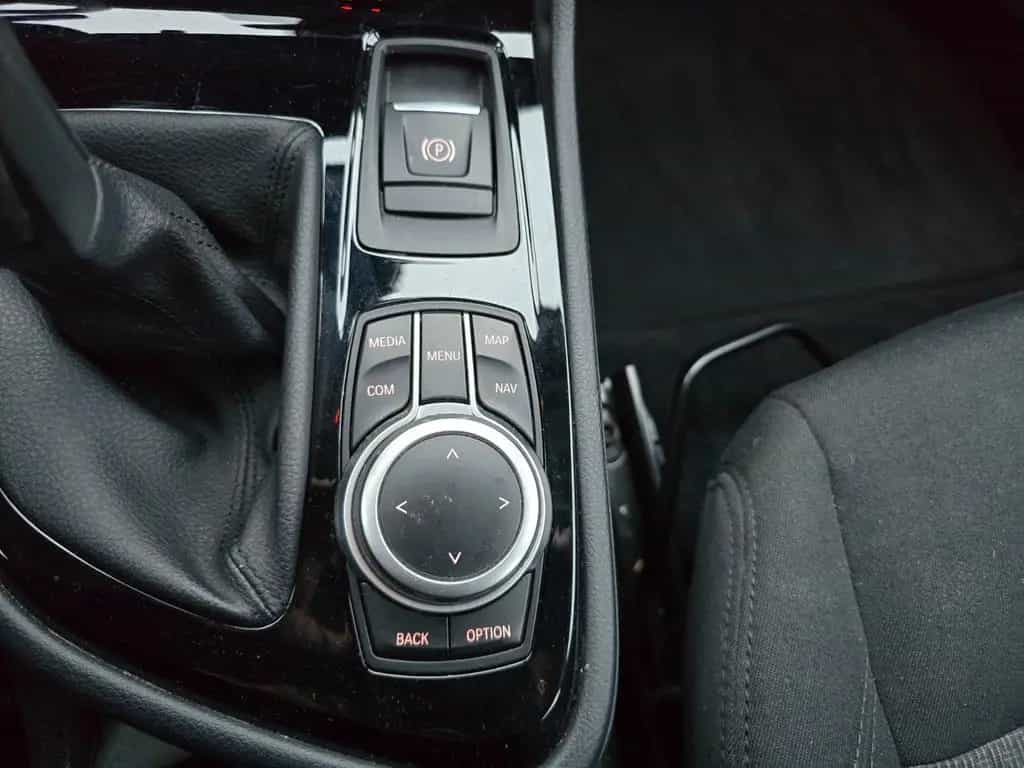 BMW 218 Active Tourer Advantage LED  Alu AHK abm. 02/2020-photo-20