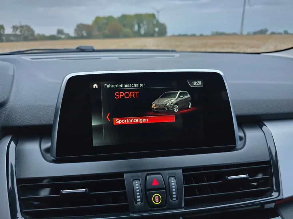 BMW 218 Active Tourer Advantage LED  Alu AHK abm. 02/2020-photo-29