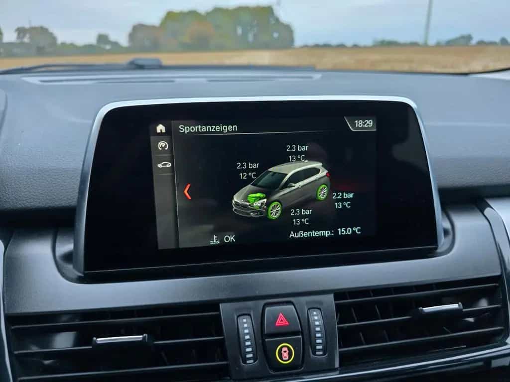 BMW 218 Active Tourer Advantage LED  Alu AHK abm. 02/2020-photo-31