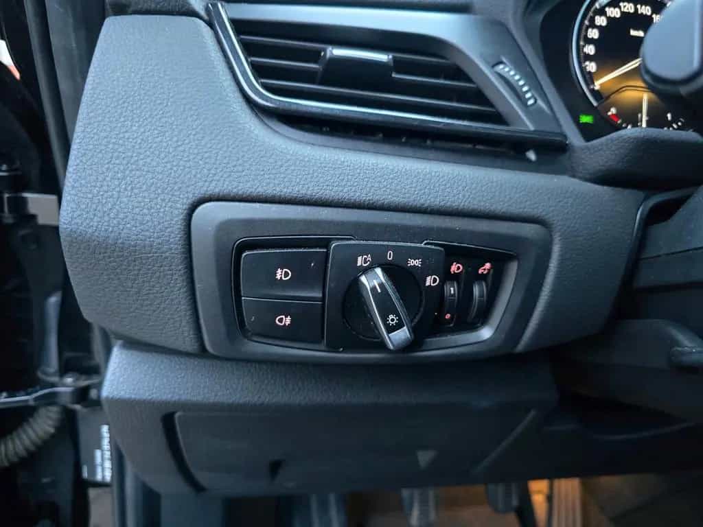 BMW 218 Active Tourer Advantage LED  Alu AHK abm. 02/2020-photo-34