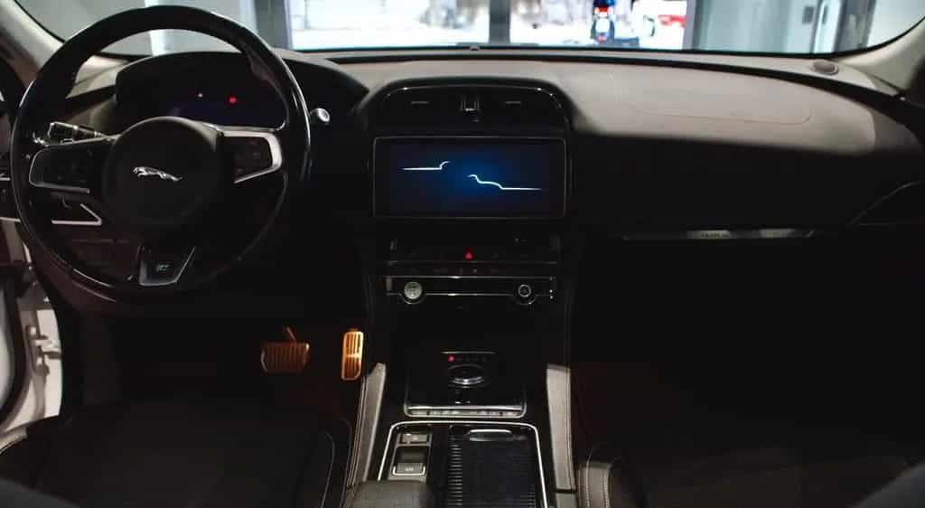 Jaguar F-Pace 2.0 250 CV AWD aut. R-Sport 05/2020-photo-12