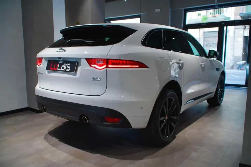 Jaguar F-Pace 2.0 250 CV AWD aut. R-Sport 05/2020-photo-5