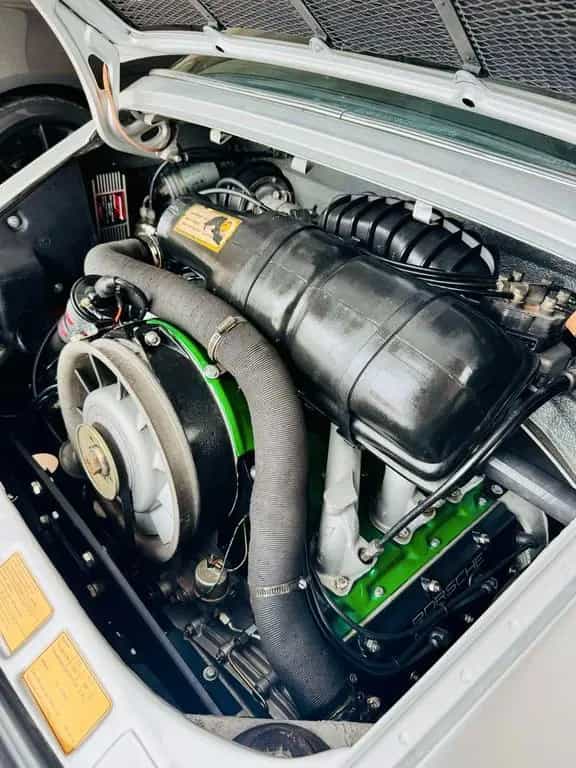 Porsche 911 Targa S 10/1974-photo-8