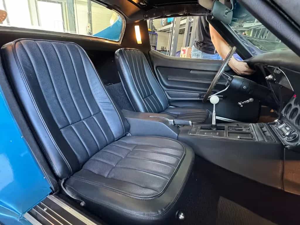 Corvette C3 Stingray Targa Leder Schwarz / Schalter 1968 08/1968-photo-10