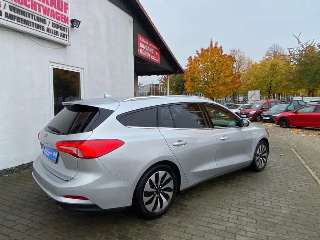 Ford Focus Turnier Cool & Connect/LED/EURO-6/NAVI/ 10/2019-photo-2