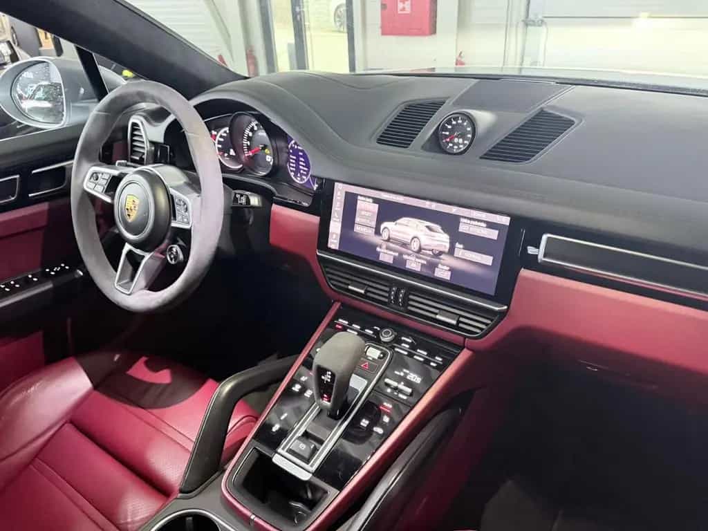 Porsche Cayenne Coupe GTS- HUD- Bose- Matrix- 360 01/2021-photo-10