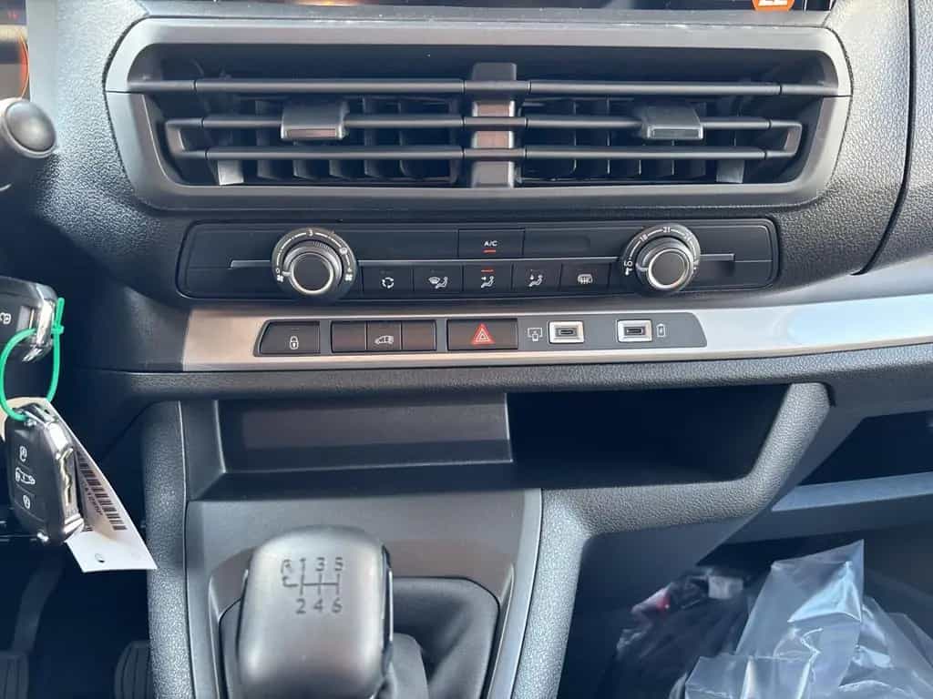 Toyota Proace (Verso) Proace L1 Kasten Meister 1.5 D EU6e Navi Apple C 11/2025-photo-14
