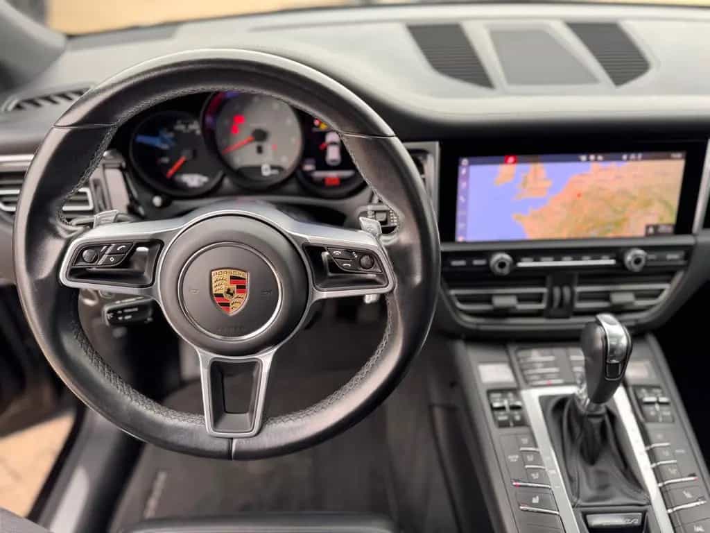 Porsche Macan S 01/2021-photo-24