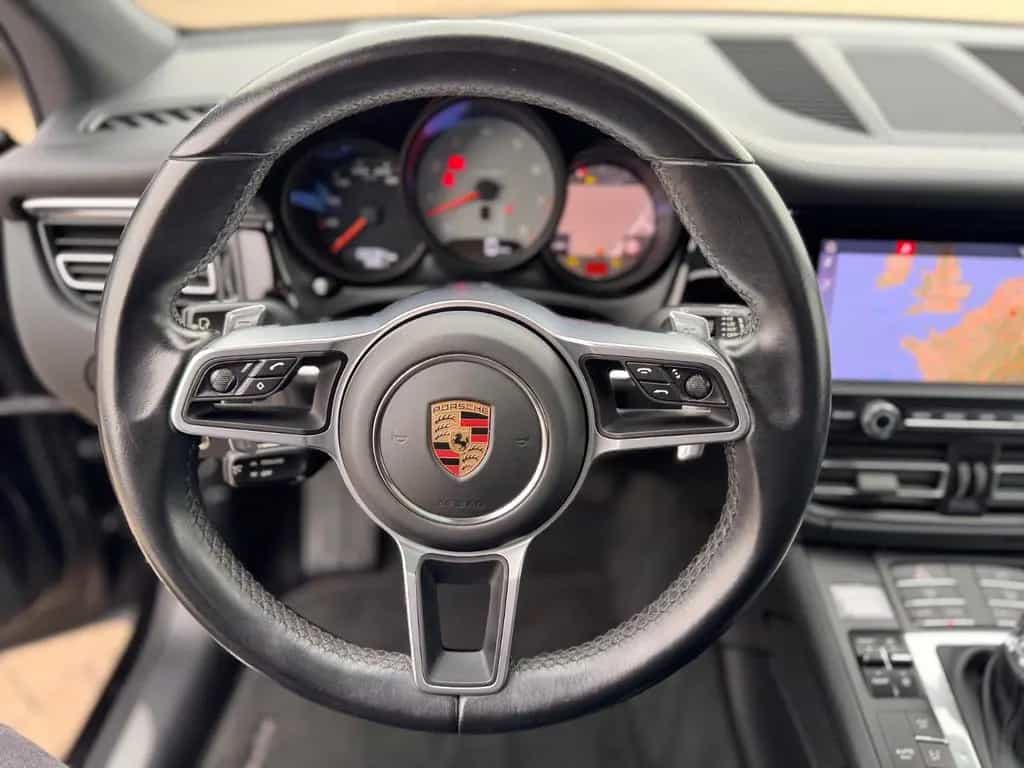 Porsche Macan S 01/2021-photo-27