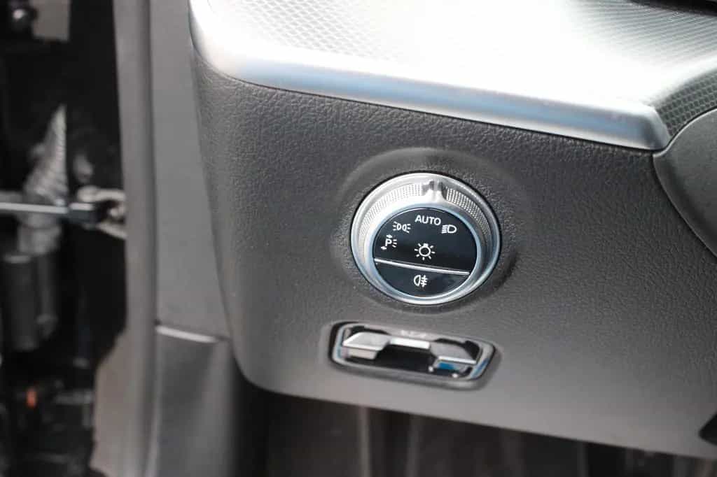 Mercedes-Benz C-Class T d Night-Paket Teilleder Kamera 12/2021-photo-16