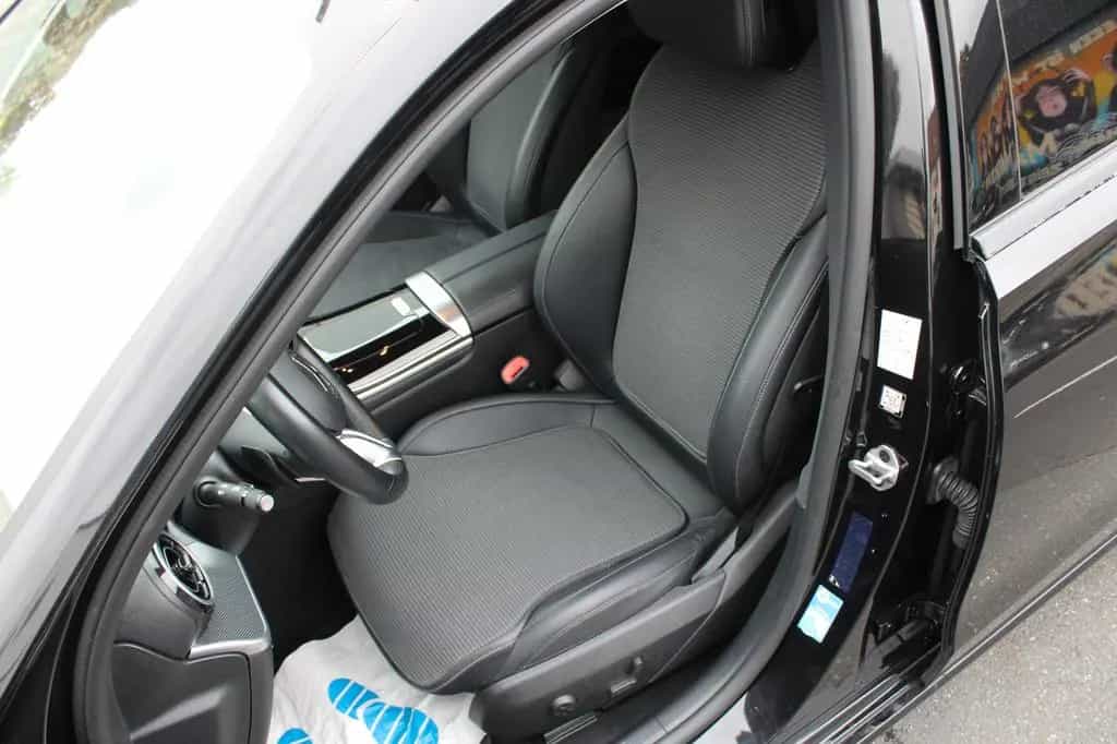 Mercedes-Benz C-Class T d Night-Paket Teilleder Kamera 12/2021-photo-26