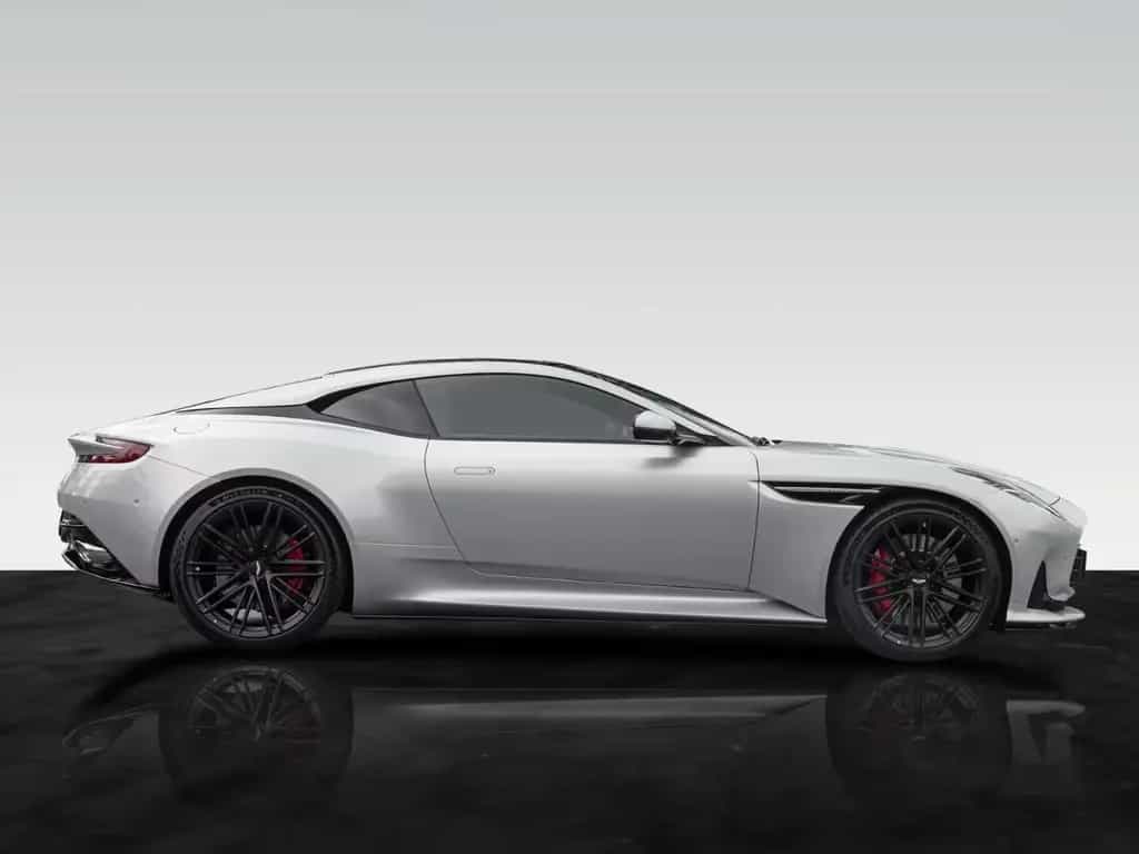 Aston Martin DB12 | Lightning Silver | Int. Duotone null-photo-10