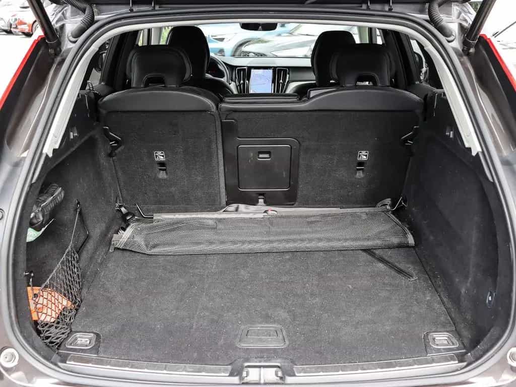 Volvo XC60 Inscription B4 2WD AHK Digitales Cockpit Me 08/2022-photo-14