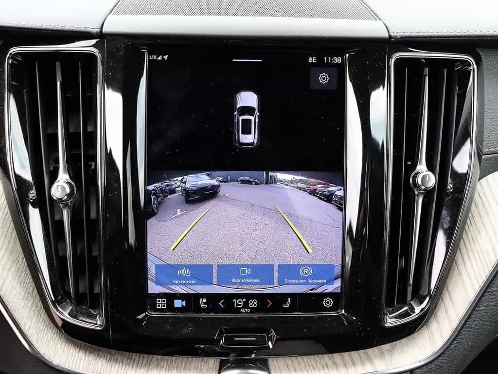 Volvo XC60 Inscription B4 2WD AHK Digitales Cockpit Me 08/2022-photo-8