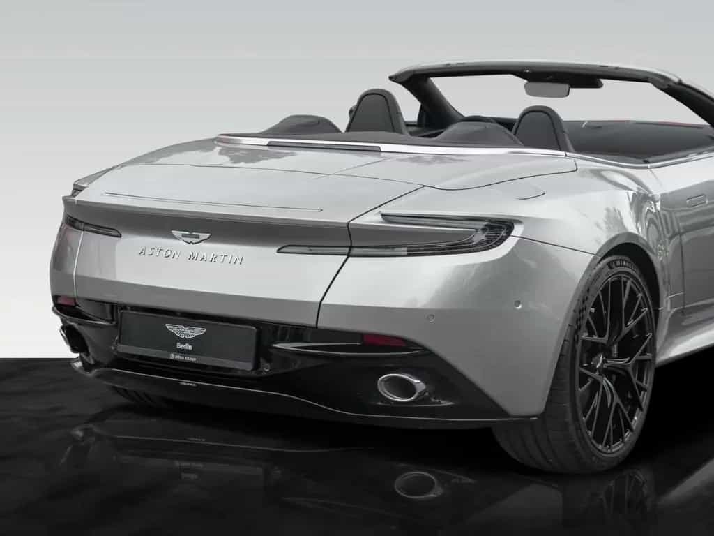 Aston Martin DB12 Volante | Aluminite Silver | 21" Y-Spoke null-photo-13