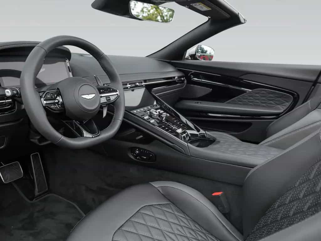 Aston Martin DB12 Volante | Aluminite Silver | 21" Y-Spoke null-photo-24